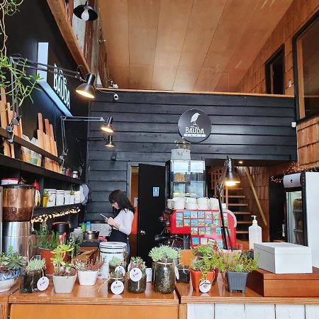 Hotel & Cafe Bauda 카스트로 외부 사진