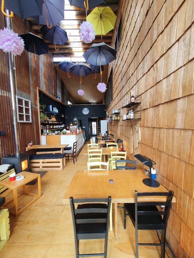 Hotel & Cafe Bauda 카스트로 외부 사진